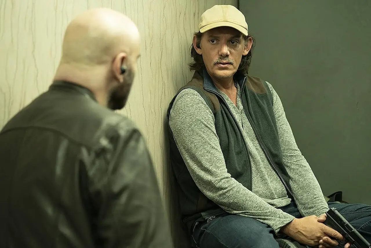 John Travolta e Lukas Haas in Cash Out - I maghi del furto