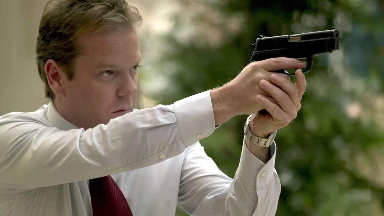 Kiefer Sutherland in The Sentinel