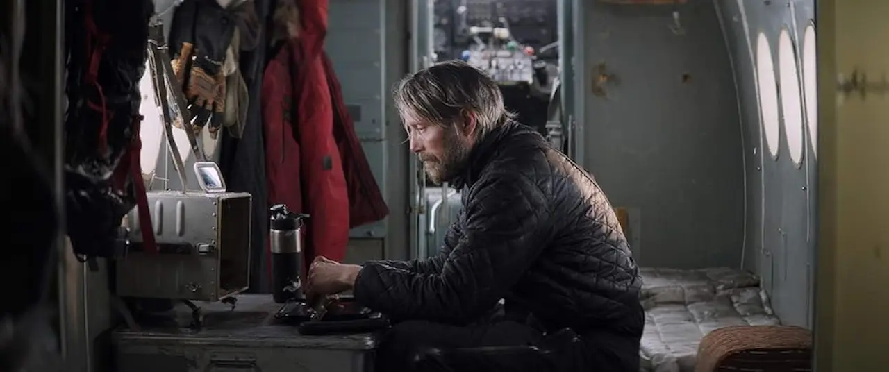 Mads Mikkelsen in Arctic