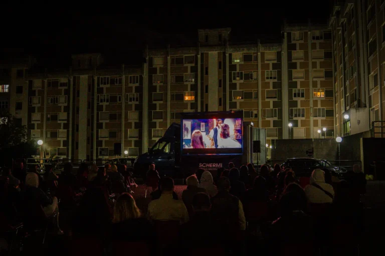 Schermi Cinema Multipiazza: torna la rassegna itinerante da luglio a settembre 2025