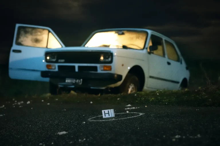 Il Mostro: dal 22 ottobre su Netflix. Teaser e prima immagine