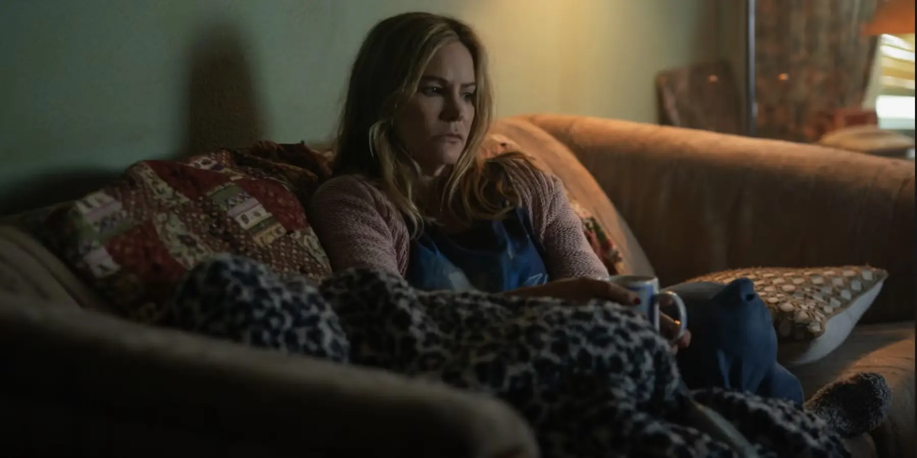 Jennifer Jason Leigh Doreen