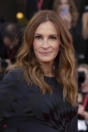 Julia Roberts