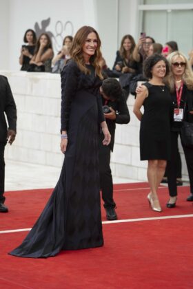 Julia Roberts