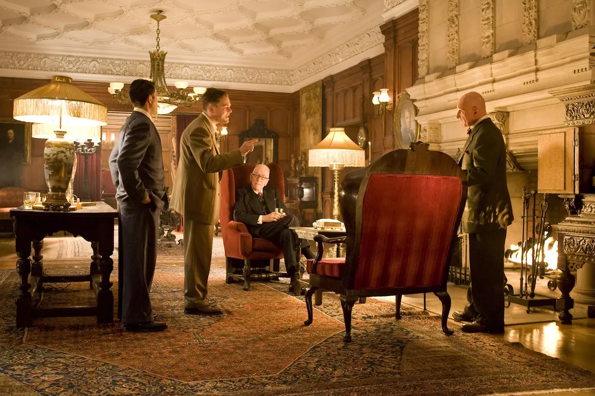 Leonardo DiCaprio, Ben Kingsley, Max von Sydow, and Mark Ruffalo in Shutter Island (2010)