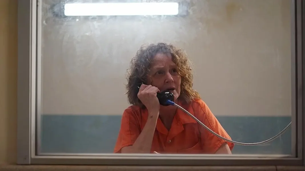 Melissa Leo in Ida Red