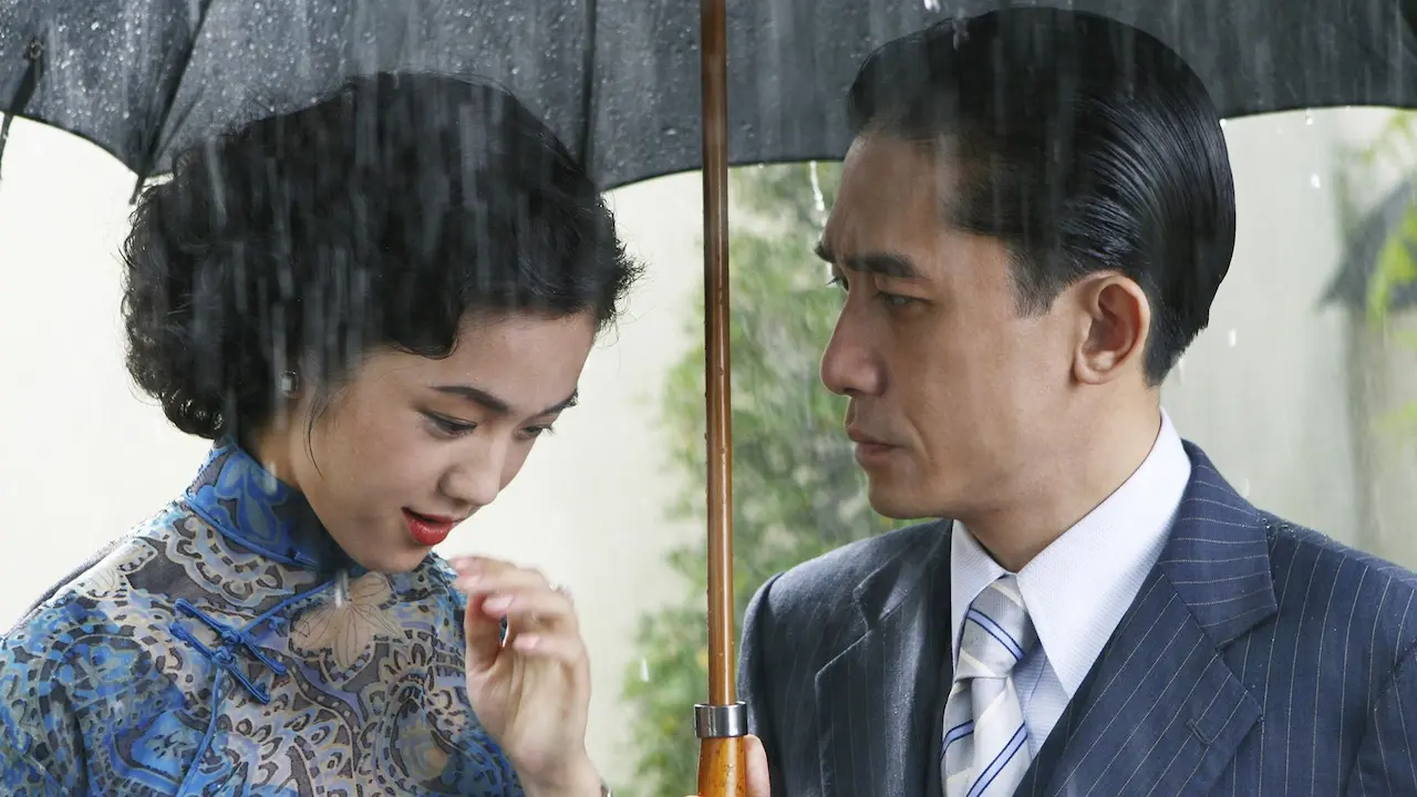 Tang Wei e Tony Leung in Lussuria - Seduzione e tradimento