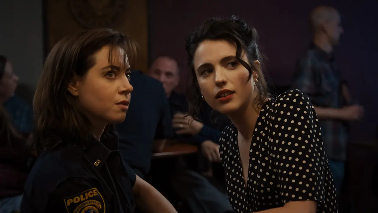 Aubrey Plaza e Margaret Qualley in Honey Don't