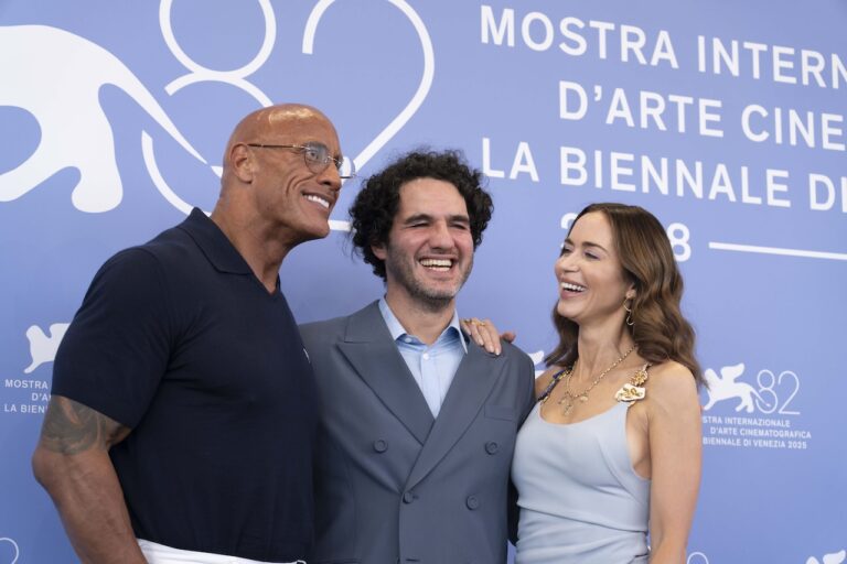 Benny Safdie e Dwayne Johnson di nuovo insieme per Lizard Music