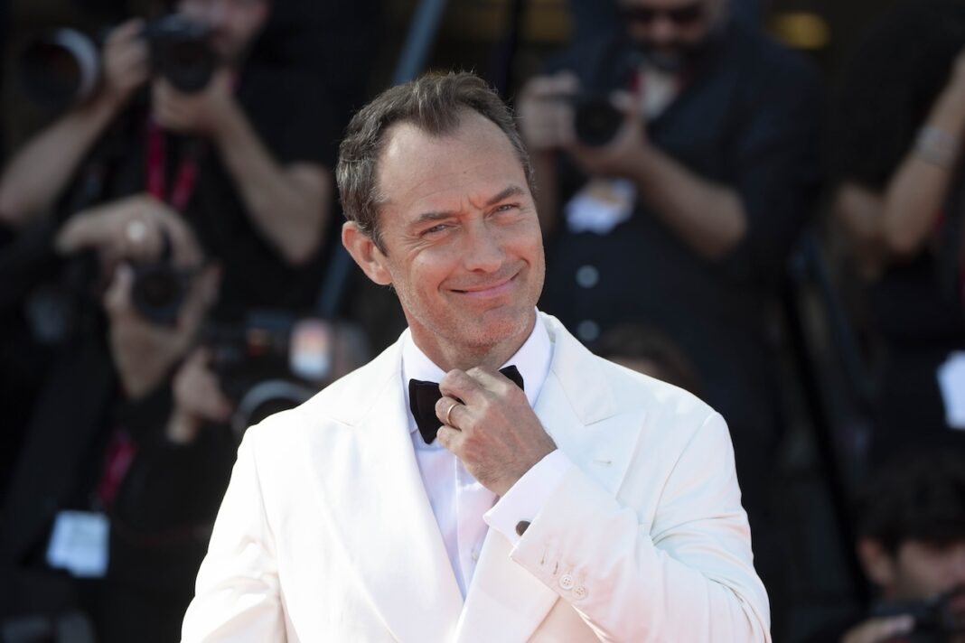 Jude Law 8