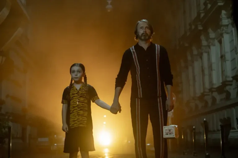 Dust Bunny: Bryan Fuller debutta alla regia con horror per famiglie presentato al TIFF