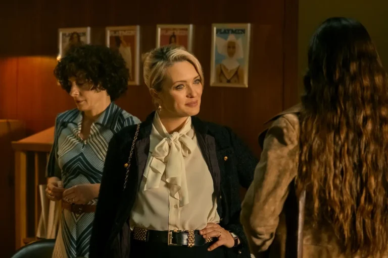 Mrs Playmen: teaser trailer della nuova serie Netflix con Carolina Crescentini