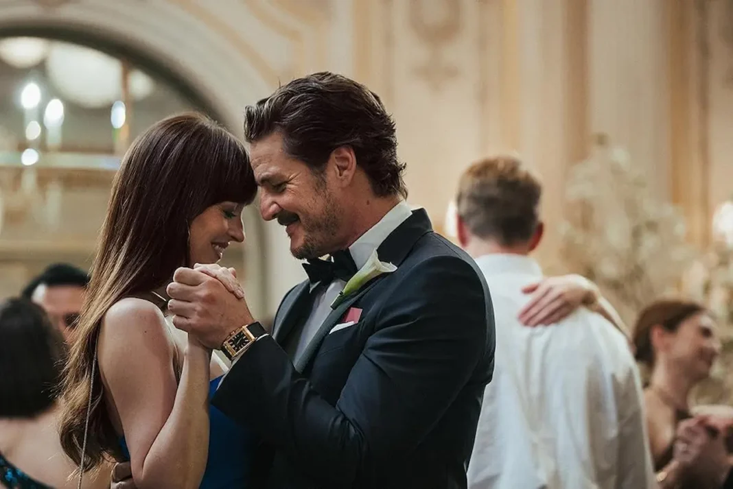 Pedro Pascal e Dakota Johnson in Material Love