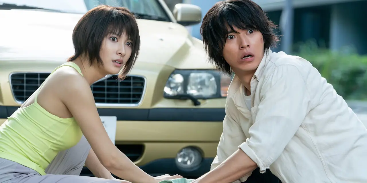 Tao Tsuchiya e Kento Yamazaki nella seconda stagione di Alice in Borderland