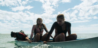 Teressa Liane e Saskia Archer in The Reef - Intrappolate