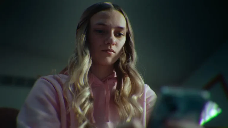 Unknown Number: The High School Catfish, la scioccante storia vera dietro al film