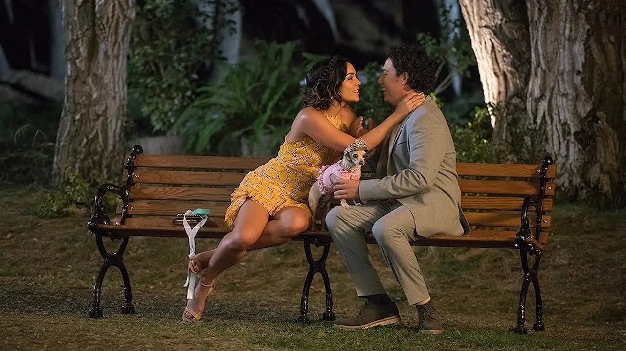 Vanessa Hudgens e Jon Bass in Dog Days