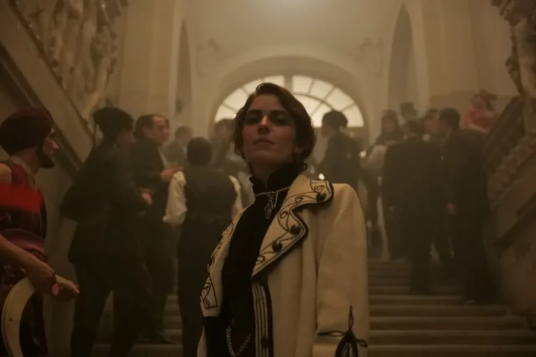 Alla festa della rivoluzione: recensione del film con Valentina Romani – #RoFF20 Alla festa della rivoluzione: recensione del film con Valentina Romani – #RoFF20