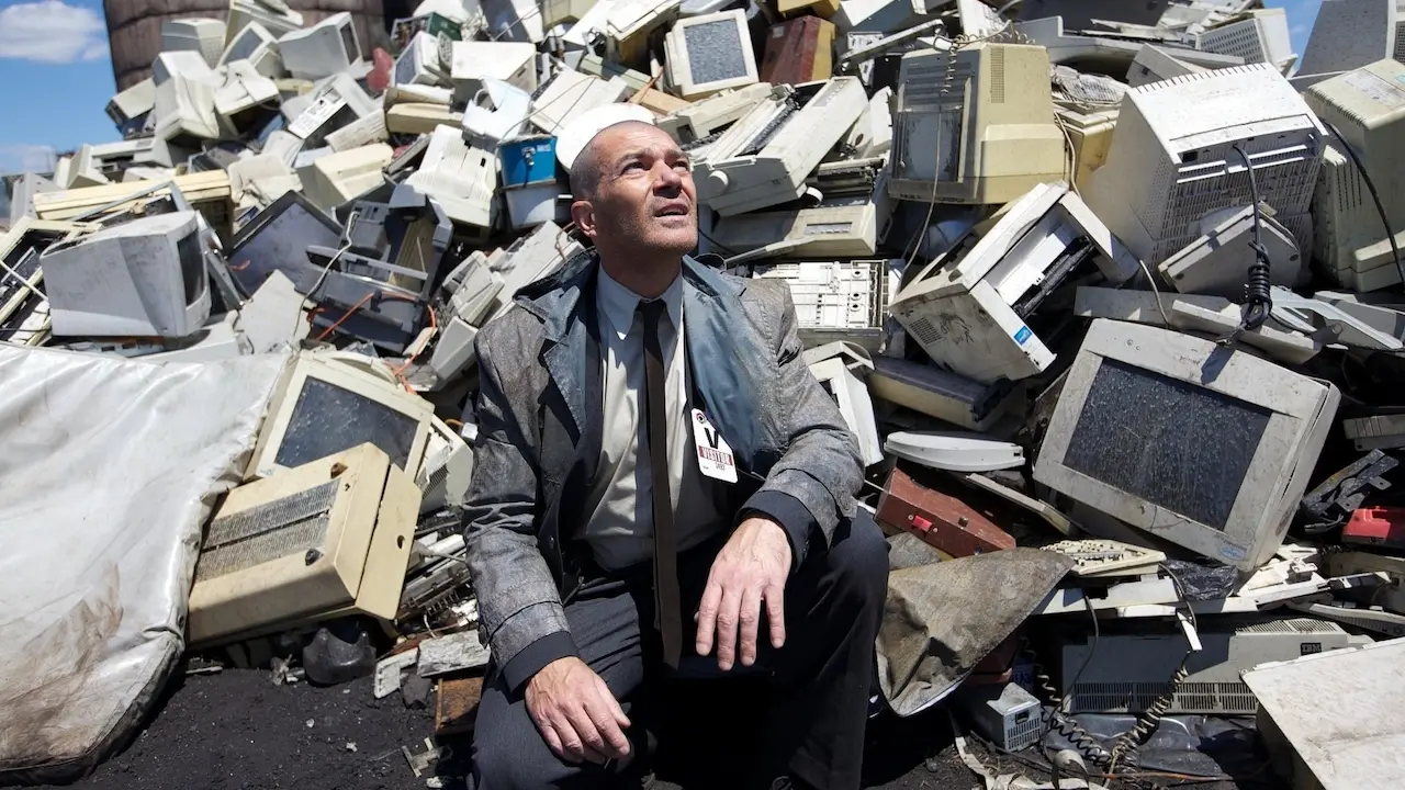 Antonio Banderas in Automata