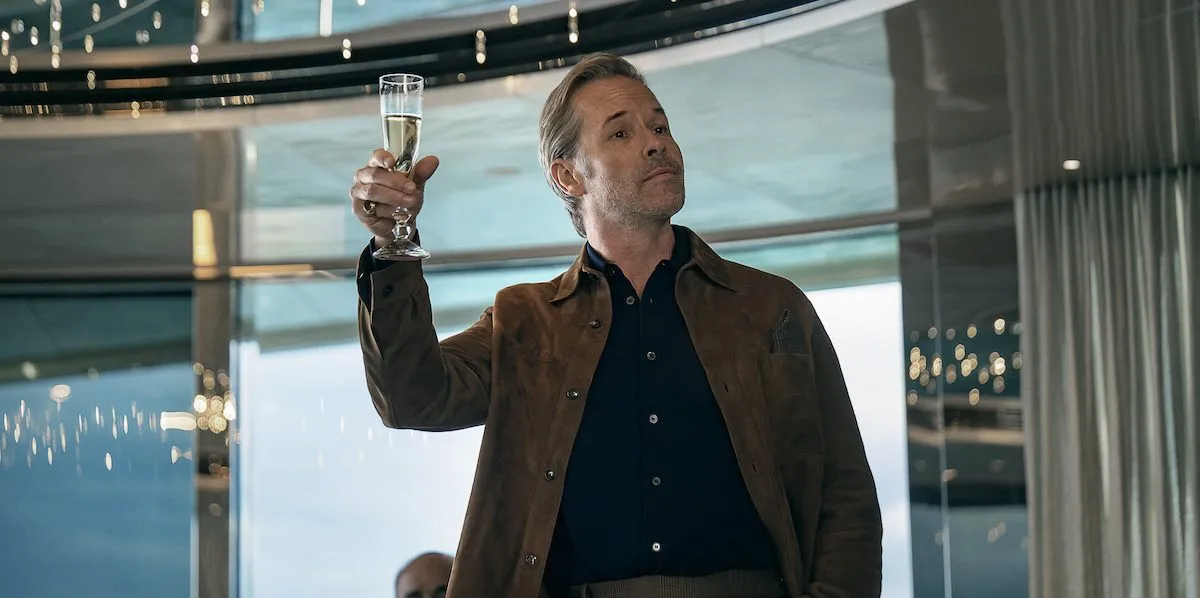 Guy Pearce in La donna nella cabina 10