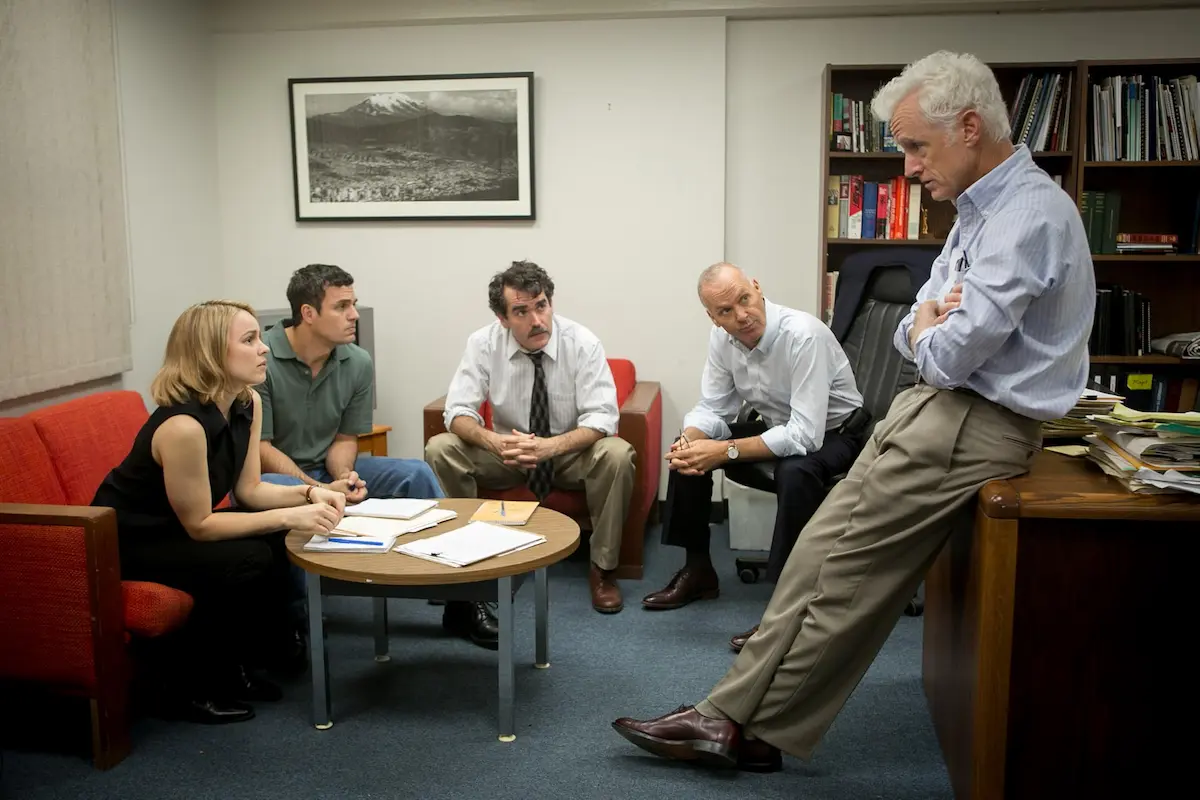 Michael Keaton, Brian d'Arcy James, Mark Ruffalo, John Slattery e Rachel McAdams in Il caso Spotlight (2015)