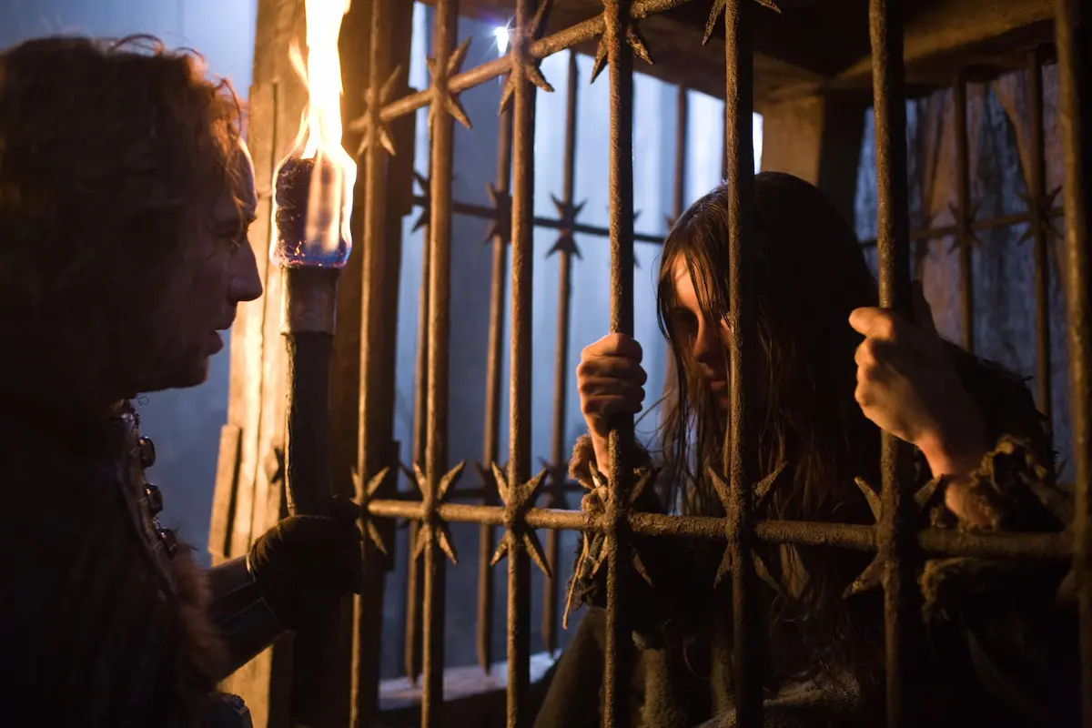 Nicolas Cage e Claire Foy in L'ultimo dei Templari (2011)