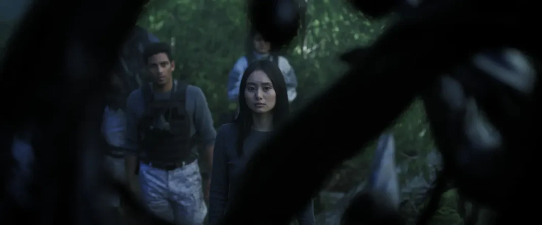 Shane Zaza e Shioli Kutsuna in Invasion - Stagione 3