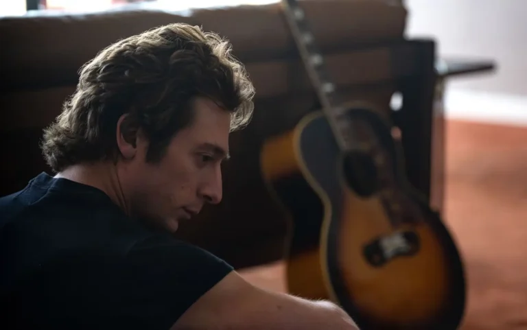 Springsteen – Liberami dal nulla avrà un sequel? il regista anticipa: “Se si possono realizzare quattro film sui Beatles, si possono realizzare anche un paio di film su Bruce Springsteen” Springsteen – Liberami dal nulla avrà un sequel? il regista anticipa: “Se si possono realizzare quattro film sui Beatles, si possono realizzare anche un paio di film su Bruce Springsteen”