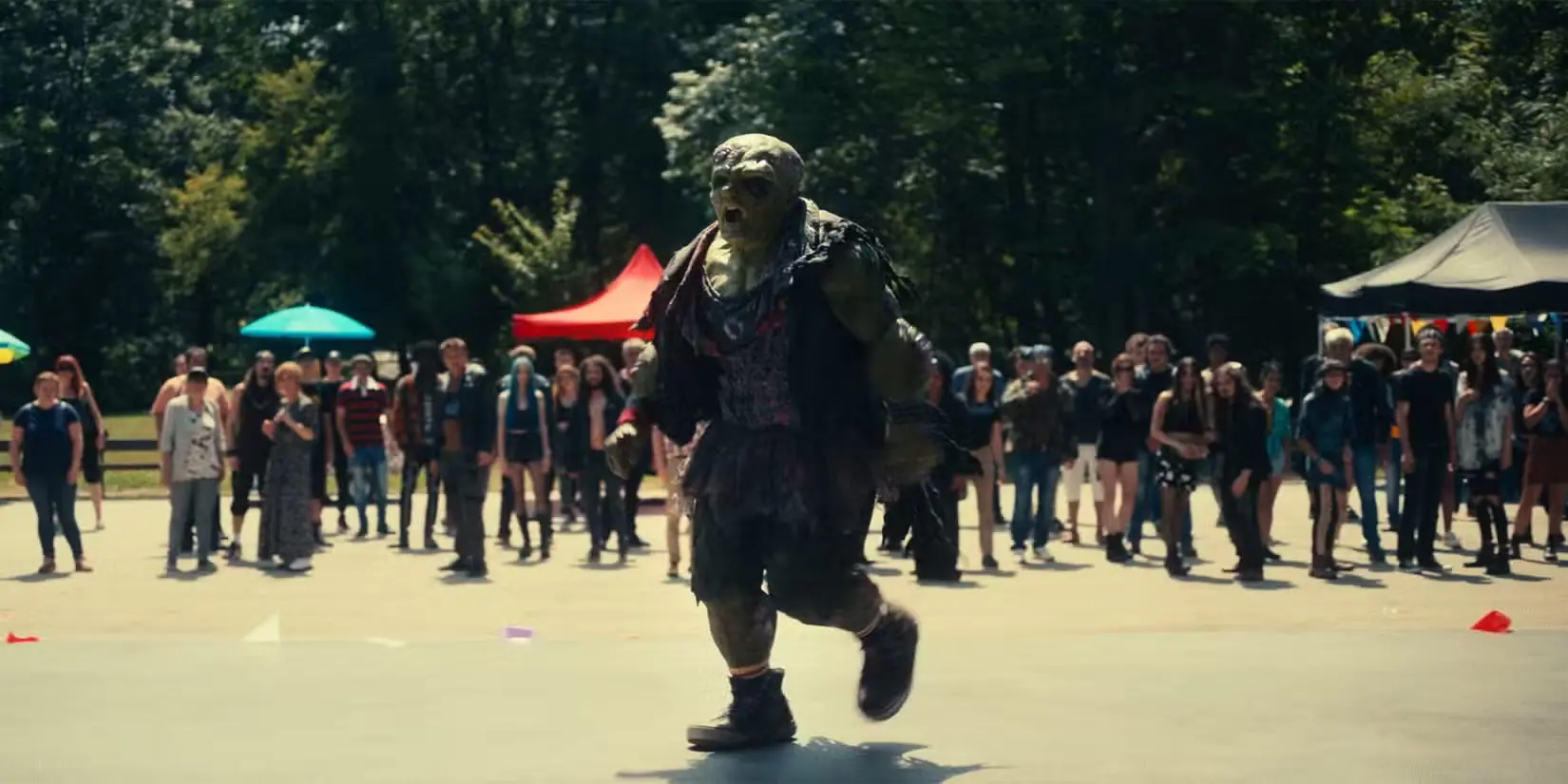 Toxie (più o meno) decapita il cantante dei Killer Nutz