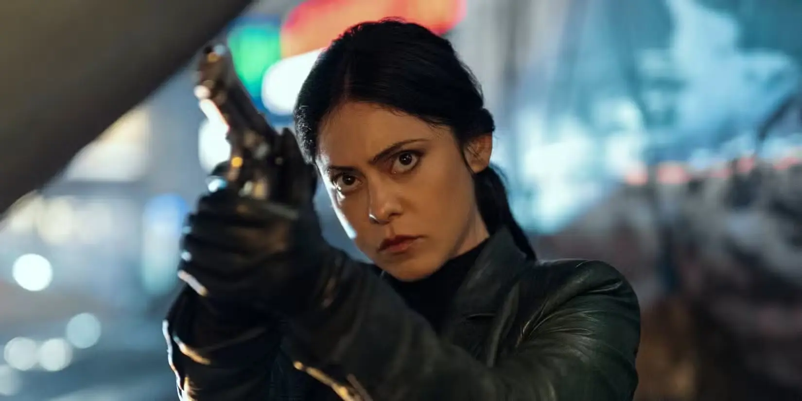 rosa-salazar-in play dirty