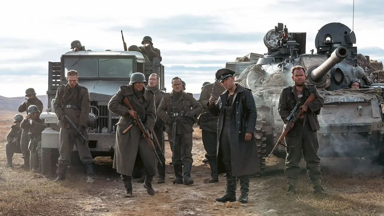 Aksel Hennie, Arttu Kapulainen, Jack Doolan, Onni Tommila e Vincent Willestrand in Sisu - L'immortale