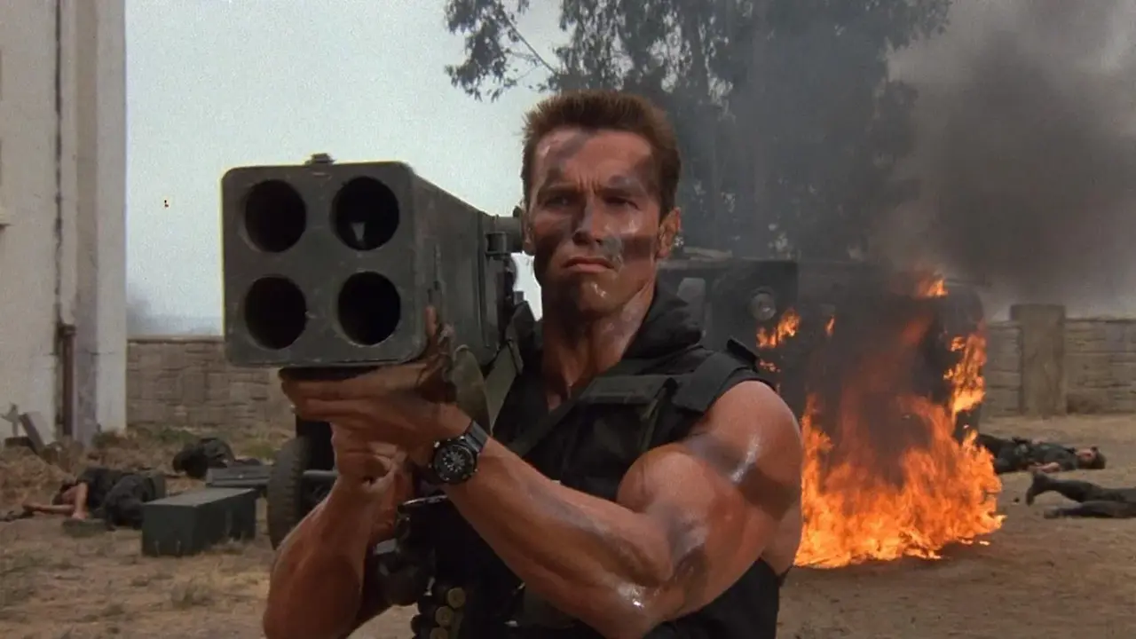 Arnold Schwarzenegger in Commando