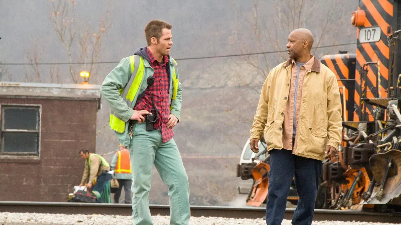 Chris Pine e Denzel Washington in Unstoppable - Fuori controllo