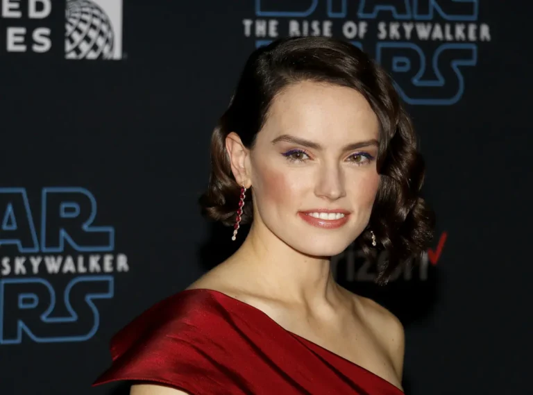 Daisy Ridley protagonista di Killa Bee sulla storia vera di Bryony Tyrel