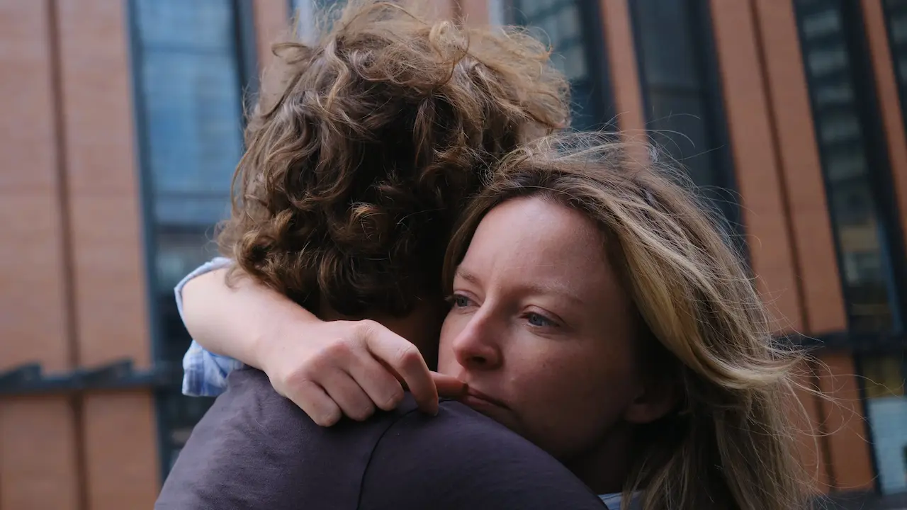 Deragh Campbell e Matt Johnson in Matt and Mara