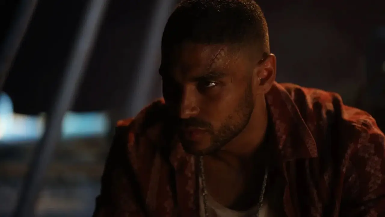 Nassim Lyes in Farang