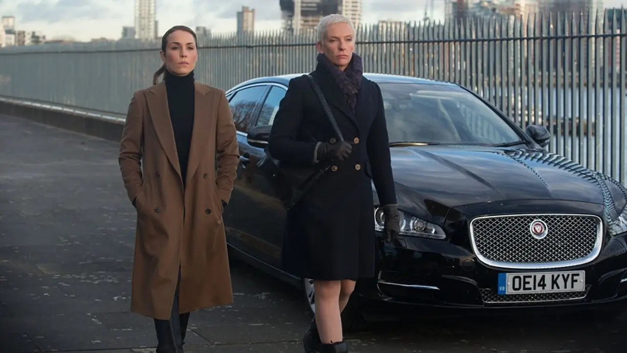 Noomi Rapace e Toni Collette in Codice Unlocked