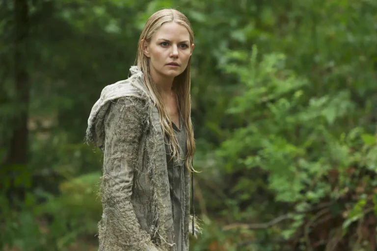 Once Upon a Time – Stagione 5: il trailer del Comic-Con 2015 svelava la discesa di Emma nell’Oscurità