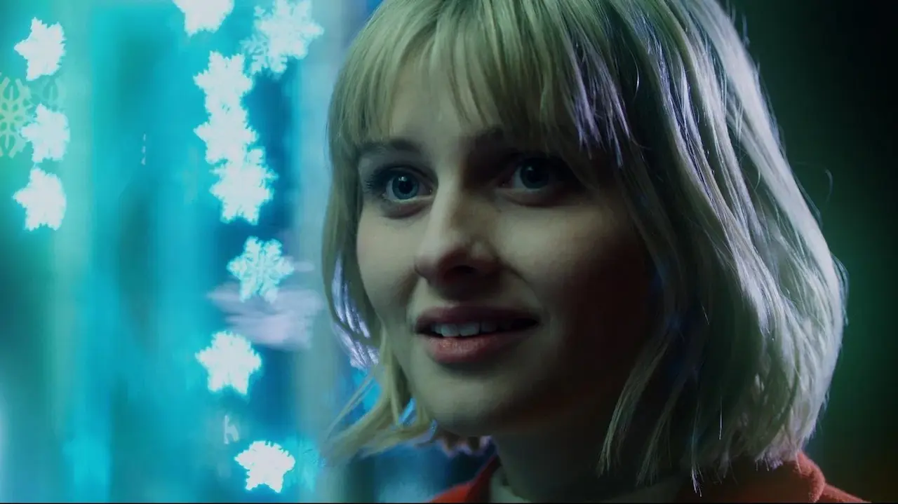 Jane Widdop in It's a Wonderful Knife