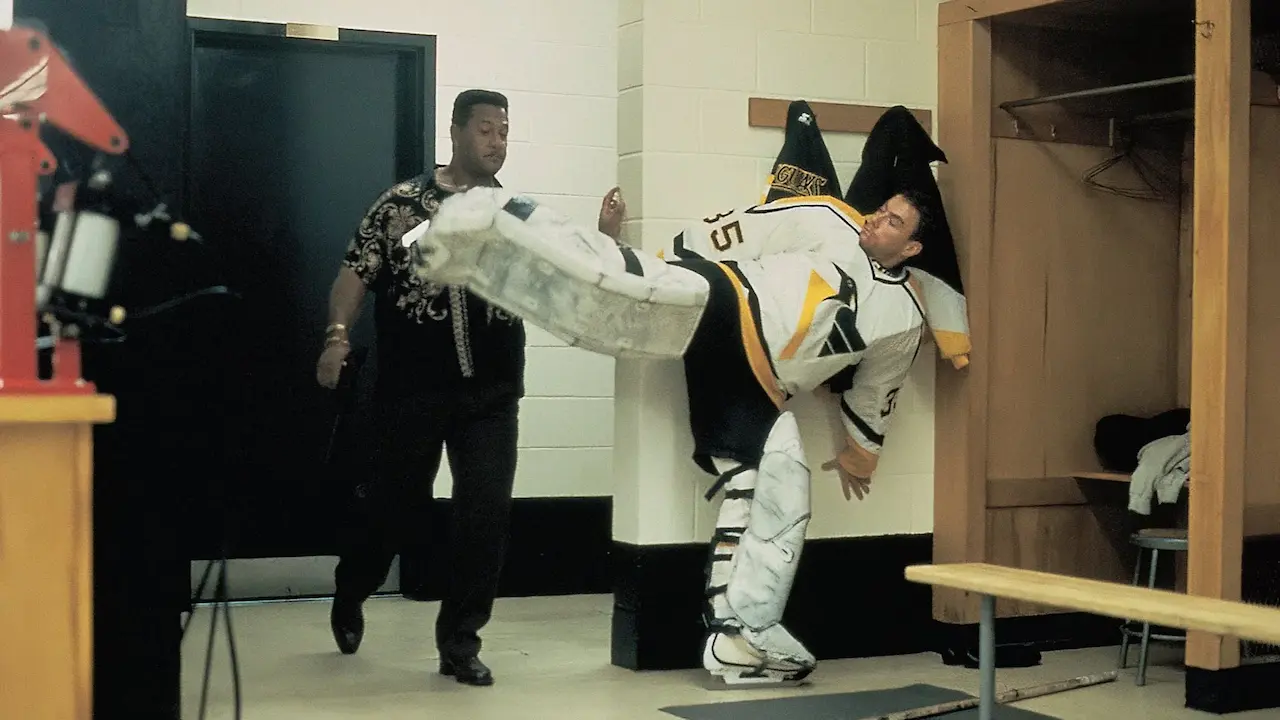 Jean-Claude Van Damme nel film A rischio della vita