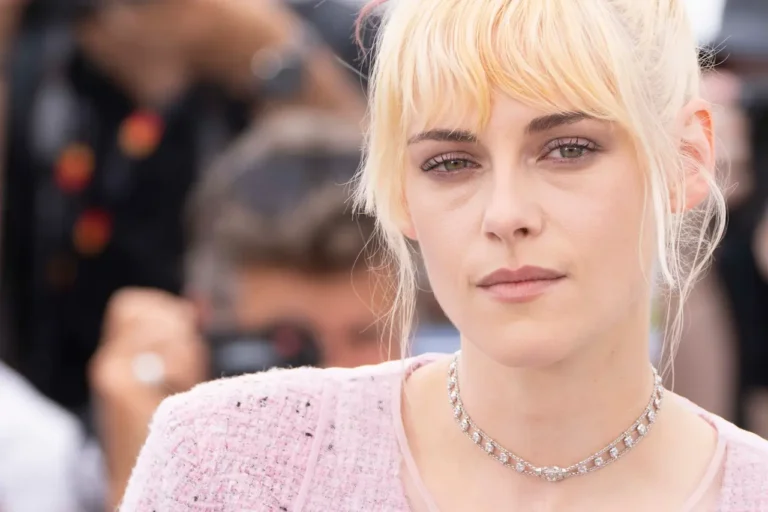 Kristen Stewart interpreterà l’astronauta Sally Ride nella miniserie Amazon The Challenger Kristen Stewart interpreterà l’astronauta Sally Ride nella miniserie Amazon The Challenger