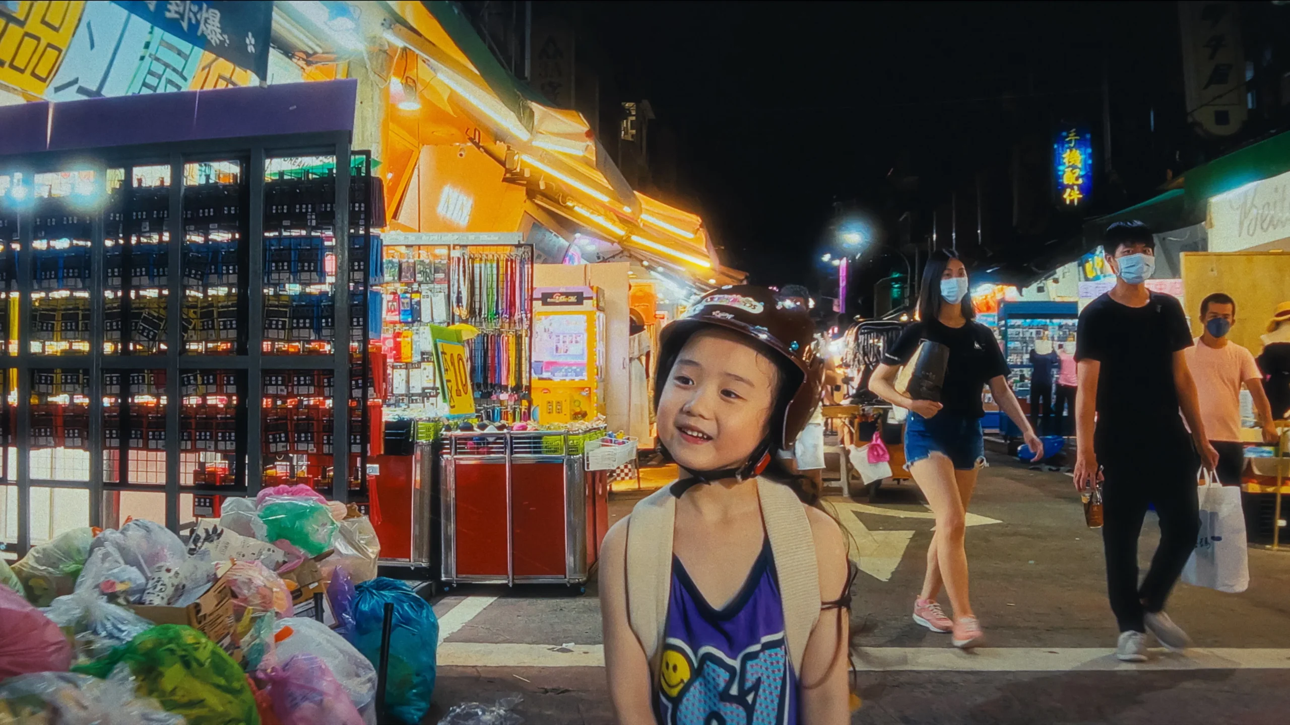 La piccola Nina Ye, protagonista de La mia famiglia a Taipei