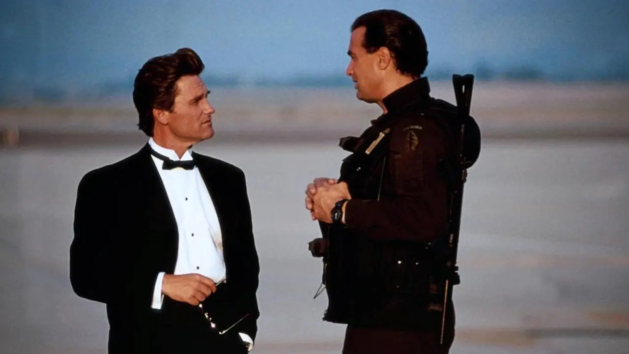 Kurt Russell e Steven Seagal in Decisione critica