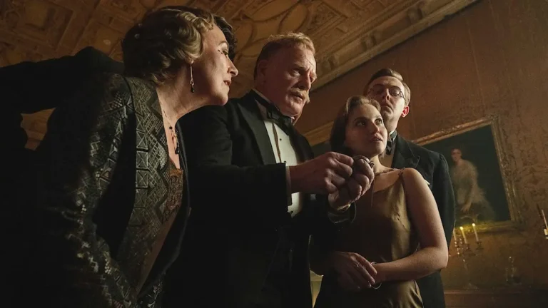 I sette quadranti di Agatha Christie: guida al cast e ai protagonisti I sette quadranti di Agatha Christie: guida al cast e ai protagonisti
