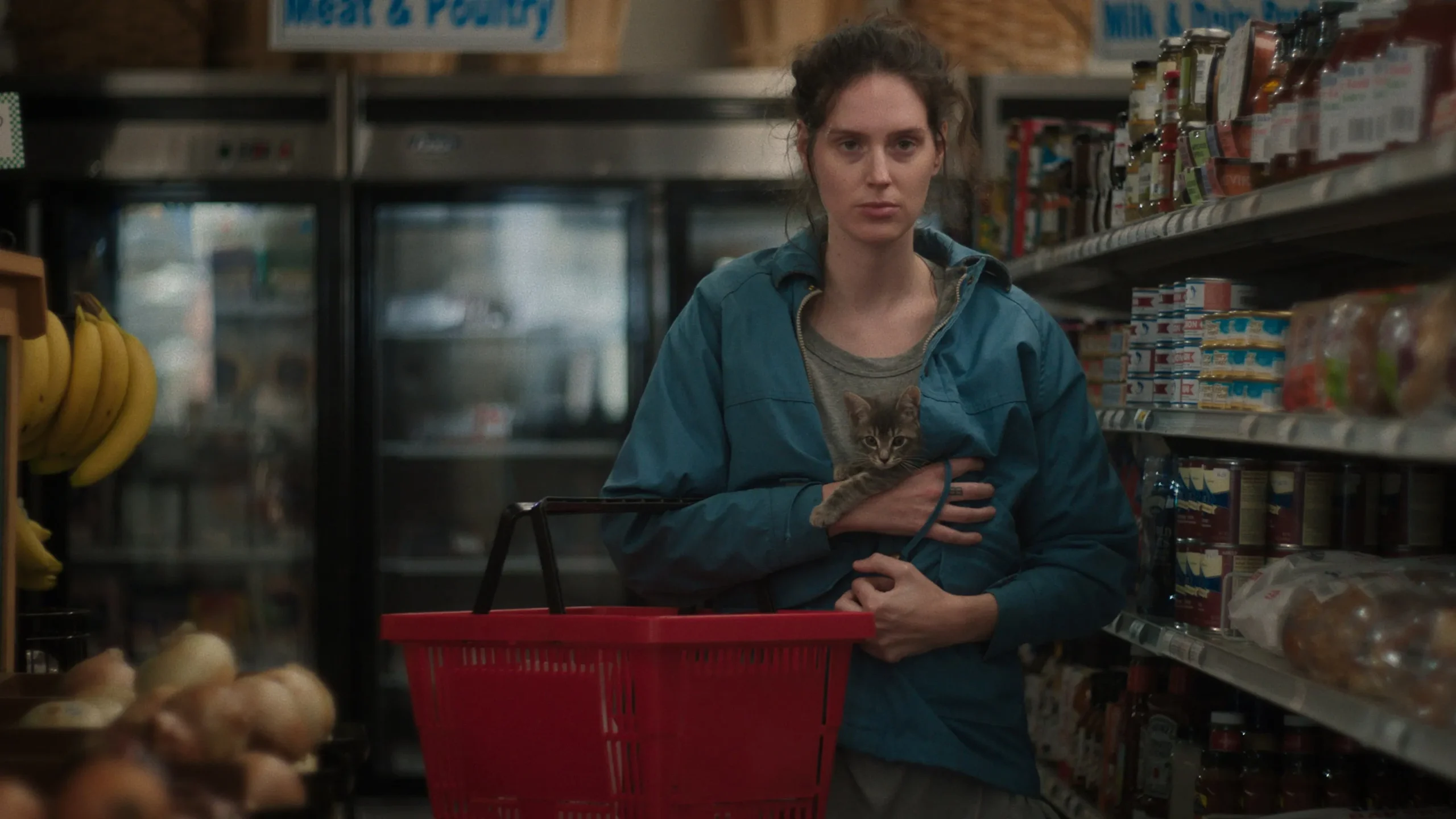 Eva Victor in una scena di Sorry, Baby