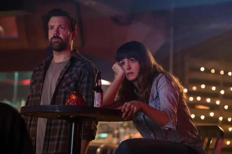 Il film sci-fi horror con Anne Hathaway ora su Prime Video in Italia: &ldquo;Non l&rsquo;ha visto nessuno&rdquo;