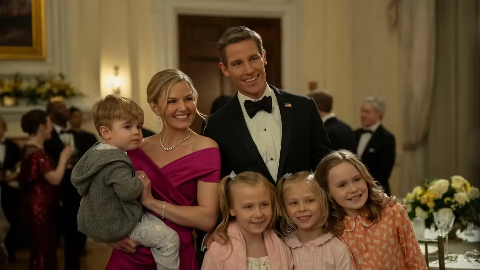 Jennifer Morrison nel ruolo di Jenny Hagan in The Night Agent