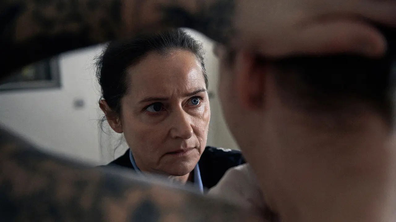 Sidse Babett Knudsen in Sons