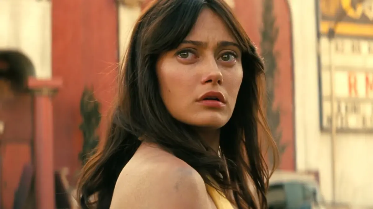 ella purnell-s-lucy-looking-tearfully-towards-aaron-moten-s-maximus-outside-the-lucky-38-in-fallout-season-2