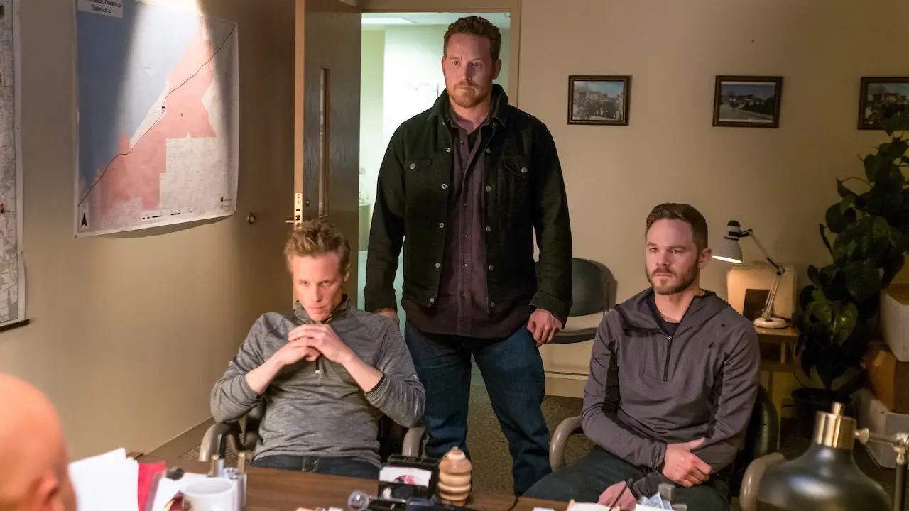 Ashton Holmes, Cole Hauser e Shawn Ashmore in Acts of Violence
